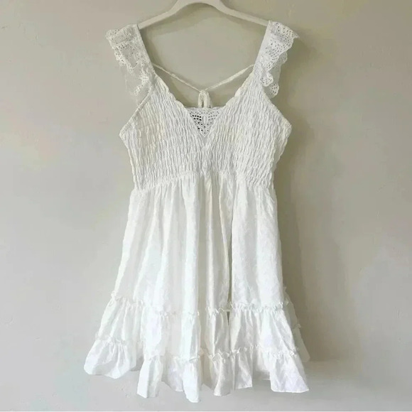 White Birch Black Label Flutter Sleeve Smocked Dress Size XL White EUC - Picture 6 of 15
